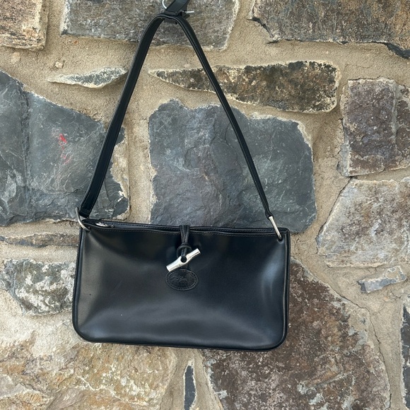 Longchamp Roseau Black Smooth Leather Vintage Shoulder Bag - Picture 1 of 8